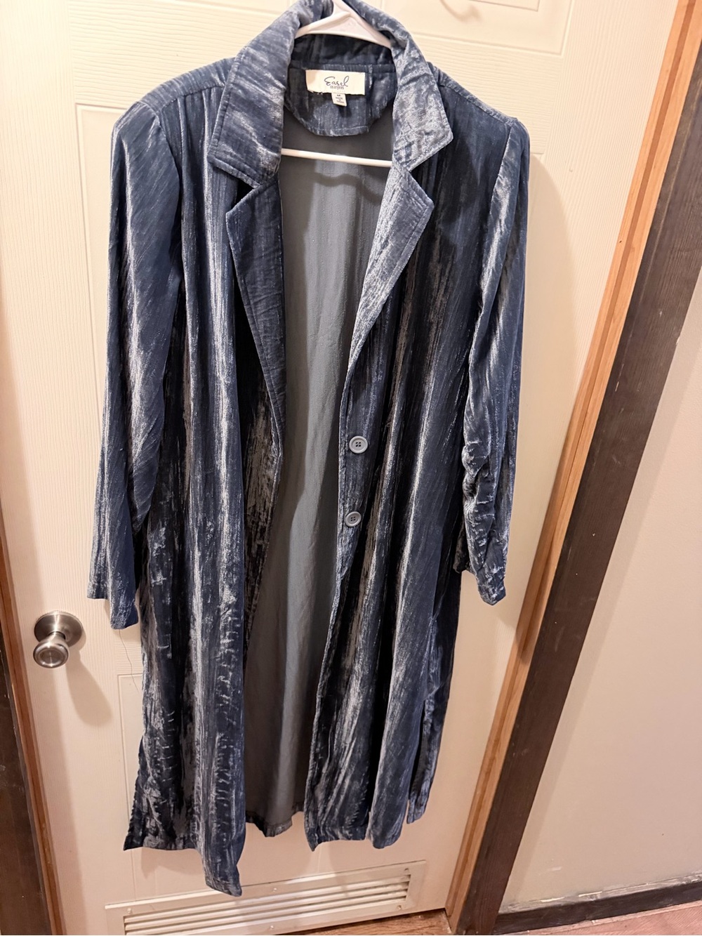 easel Crushed Velvet Trench Coat in Slate Blue